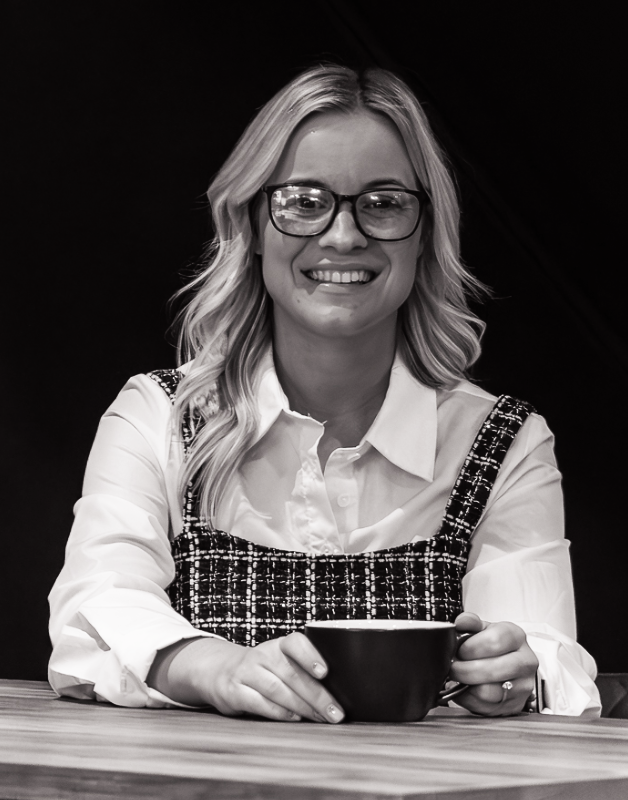 Georgia Neil, Sales Administrator